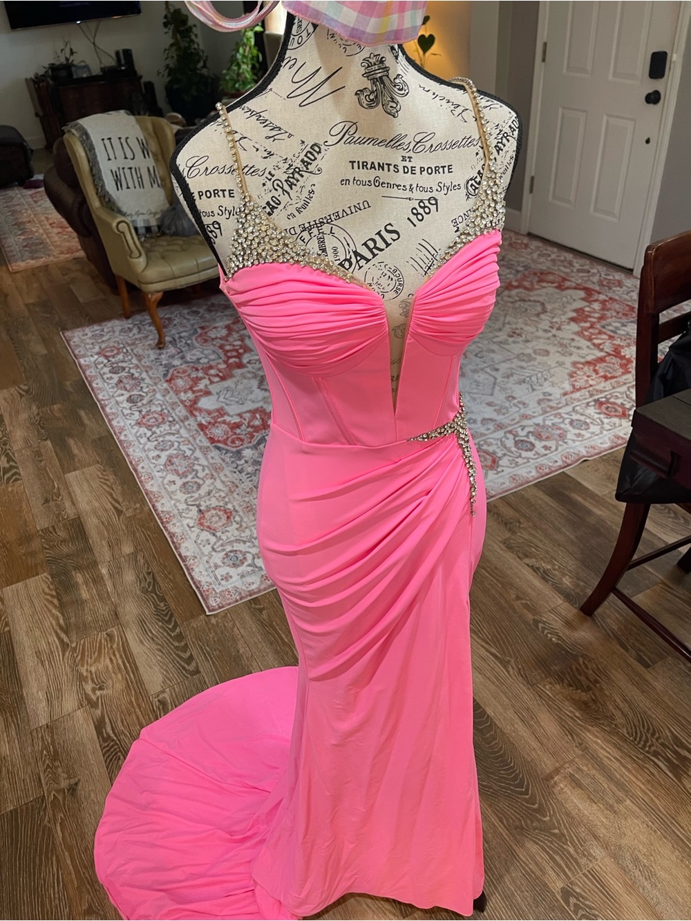 Beautiful Ashley Lauren~at a steal! Glamorous Pink Beaded-Shoulder Gown